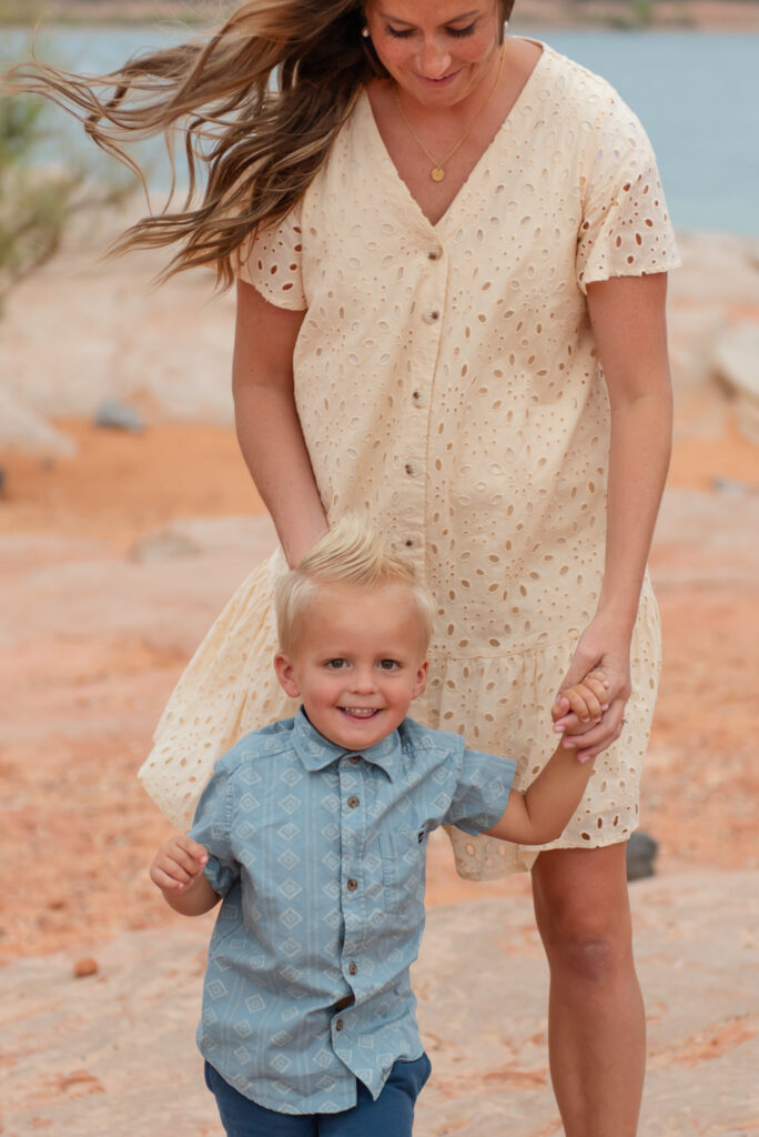 Smiles at family photo session St. George, Utah